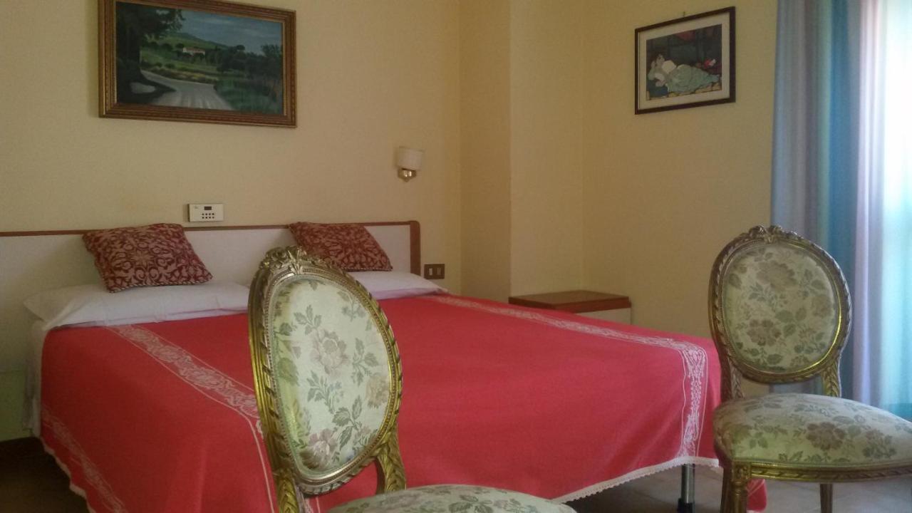 Hotel Le Vigne 康蒂利亚诺 外观 照片